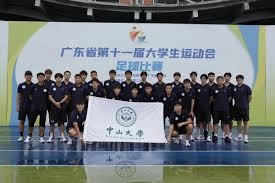 西甲转会动态邓弗里斯科纳特加盟皇马巴萨马竞补强计划